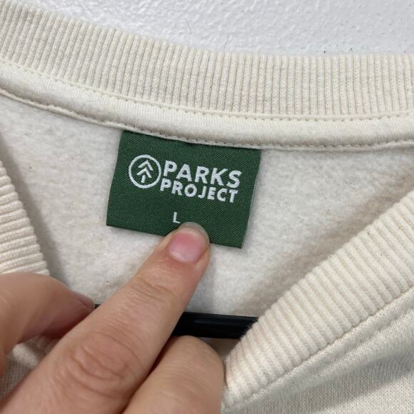 Park Project Kids Sweatshirt Graphic Otter Nature Pullover Unisex Outdoor Sz L - Picture 7 of 9